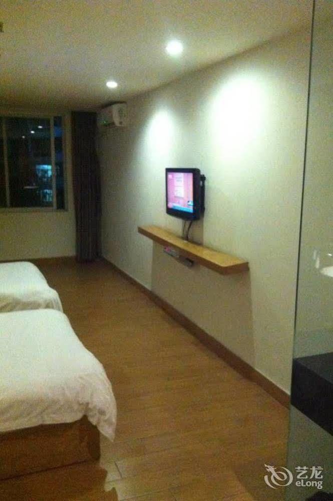 Loft Inn Qingyuan Lianjiang Road Branch Qingyuan (Guangdong) Exterior foto